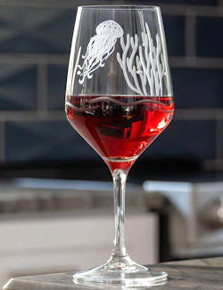 Ocean's Bounty Etched Wine Glass Set