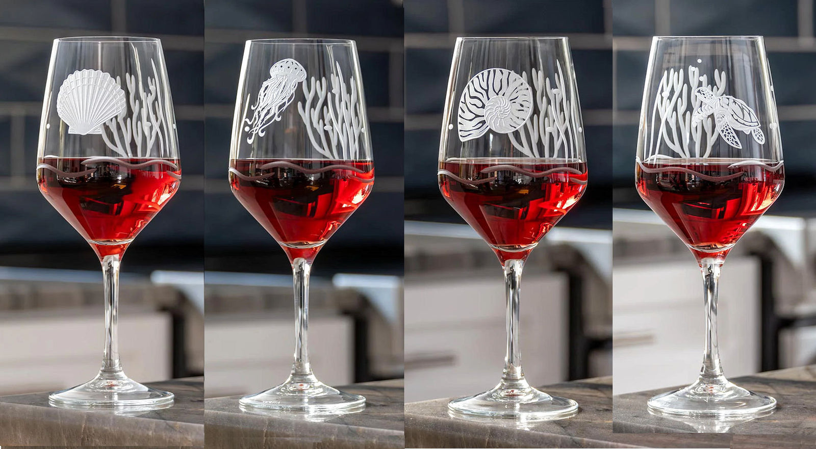 Ocean's Bounty Etched Wine Glass Set