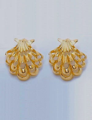 14k Gold Openwork Scallop Shell Earrings - Nautical Luxuries