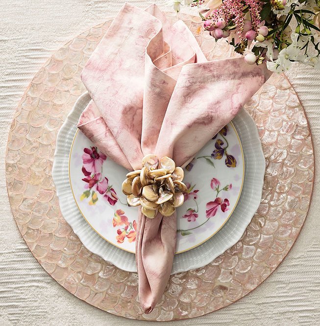 Blush Scalloped Capiz Set | Luxuries Nautical Shell Placemat