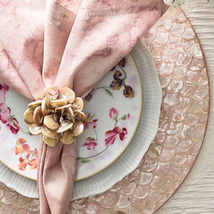 Blush Scalloped Capiz Shell Placemat Set - Nautical Luxuries
