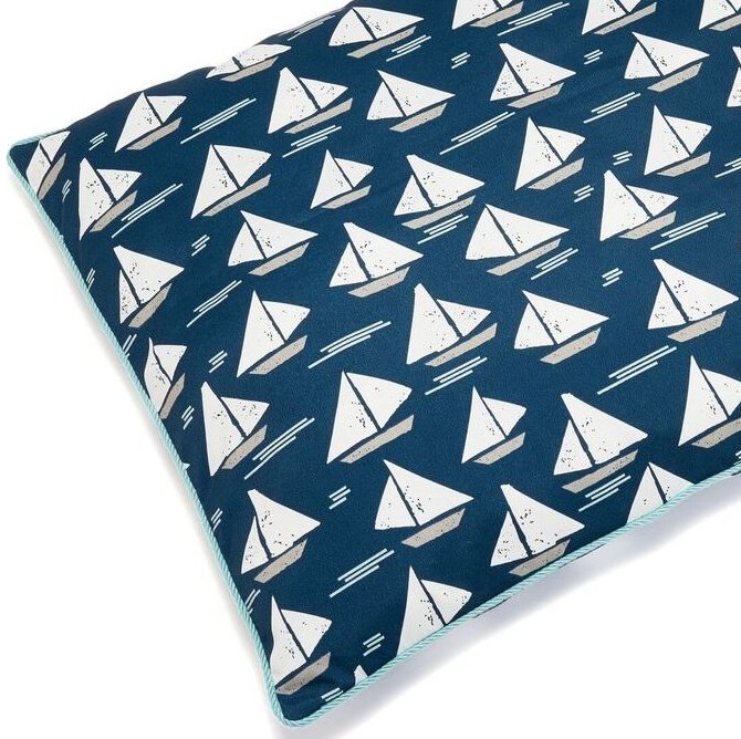 Regatta Indoor/Outdoor Pet Futon - Nautical Luxuries