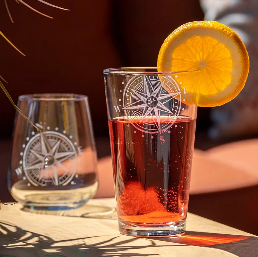 Cocktail & Liquor Glasses in Barware 